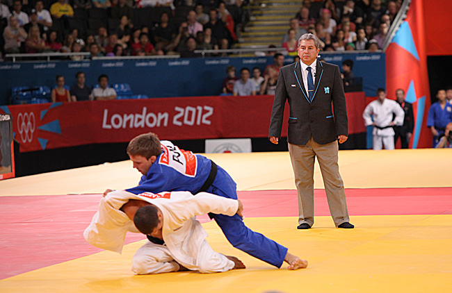 Tatami officiel pour les compétitions de Judo. règlements et